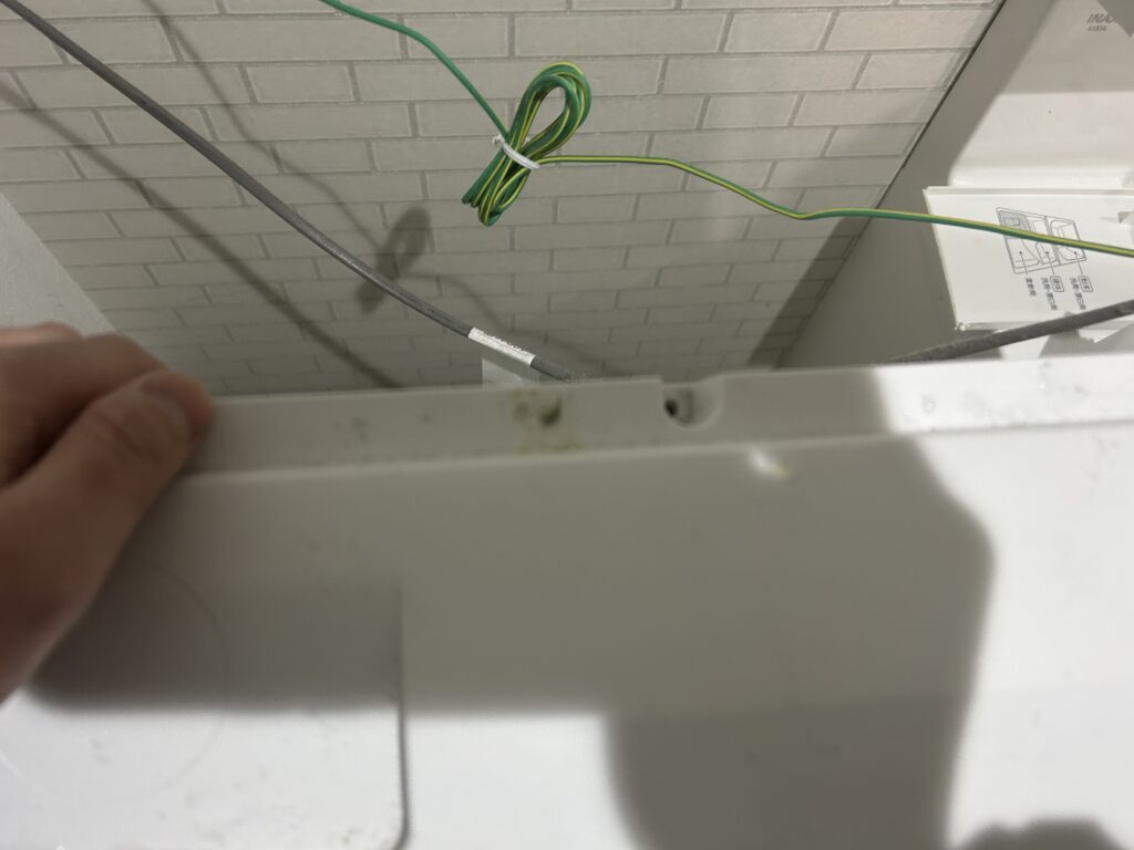 パナソニックドラムの乾燥経路に歯ブラシを落とした時の解決法