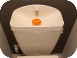 トイレのレバーが原因で起こるトラブルとその交換方法