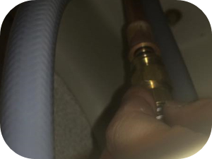 洗面所の蛇口の交換の仕方