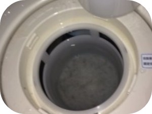 超簡単！洗濯機の排水口つまりを解消する手順