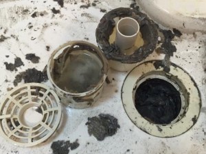 洗濯機の排水口でつまりが起きた際の料金相場