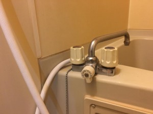 ２ハンドル混合水栓の交換方法