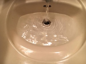 効果抜群！洗面所の排水溝つまりの解消法