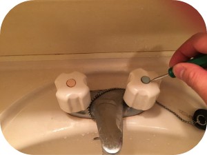 水道屋が教える！簡単に蛇口のハンドルを交換する方法