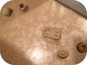 覚えておきたい！トイレ便座の外し方