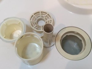 洗濯機の排水口でつまりが起きた際の料金相場