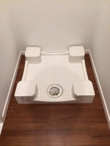 洗濯機の排水口から来る臭いの原因とその対処法