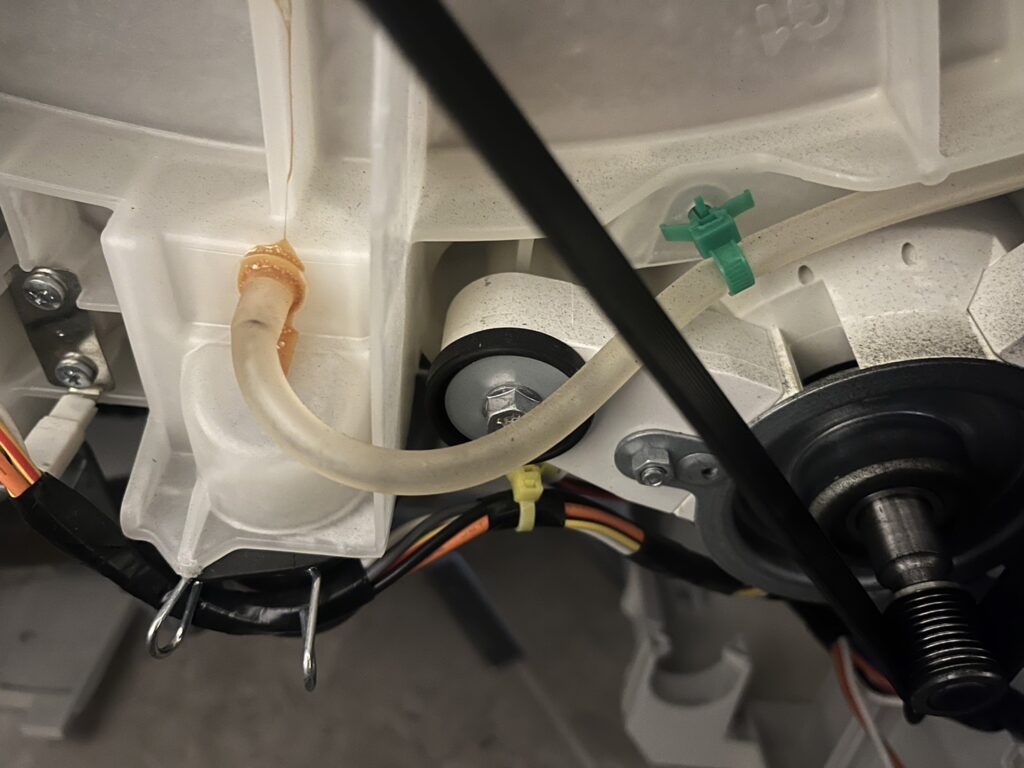 パナソニックドラム式洗濯機Ｕ１１の修理方法を徹底解説