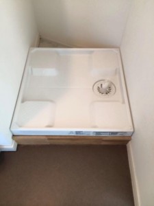 引っ越し先の洗濯機の排水口にラップがしてある本当の理由