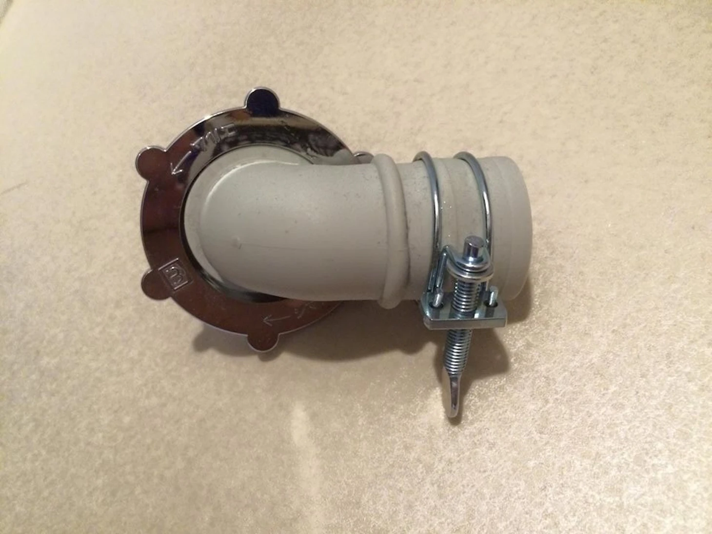 洗濯機エルボの取り付け方