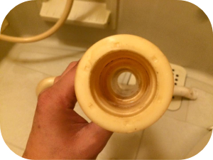 洗面所の排水溝掃除の仕方