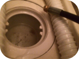 洗濯機で高圧洗浄をすべきケースとその手順