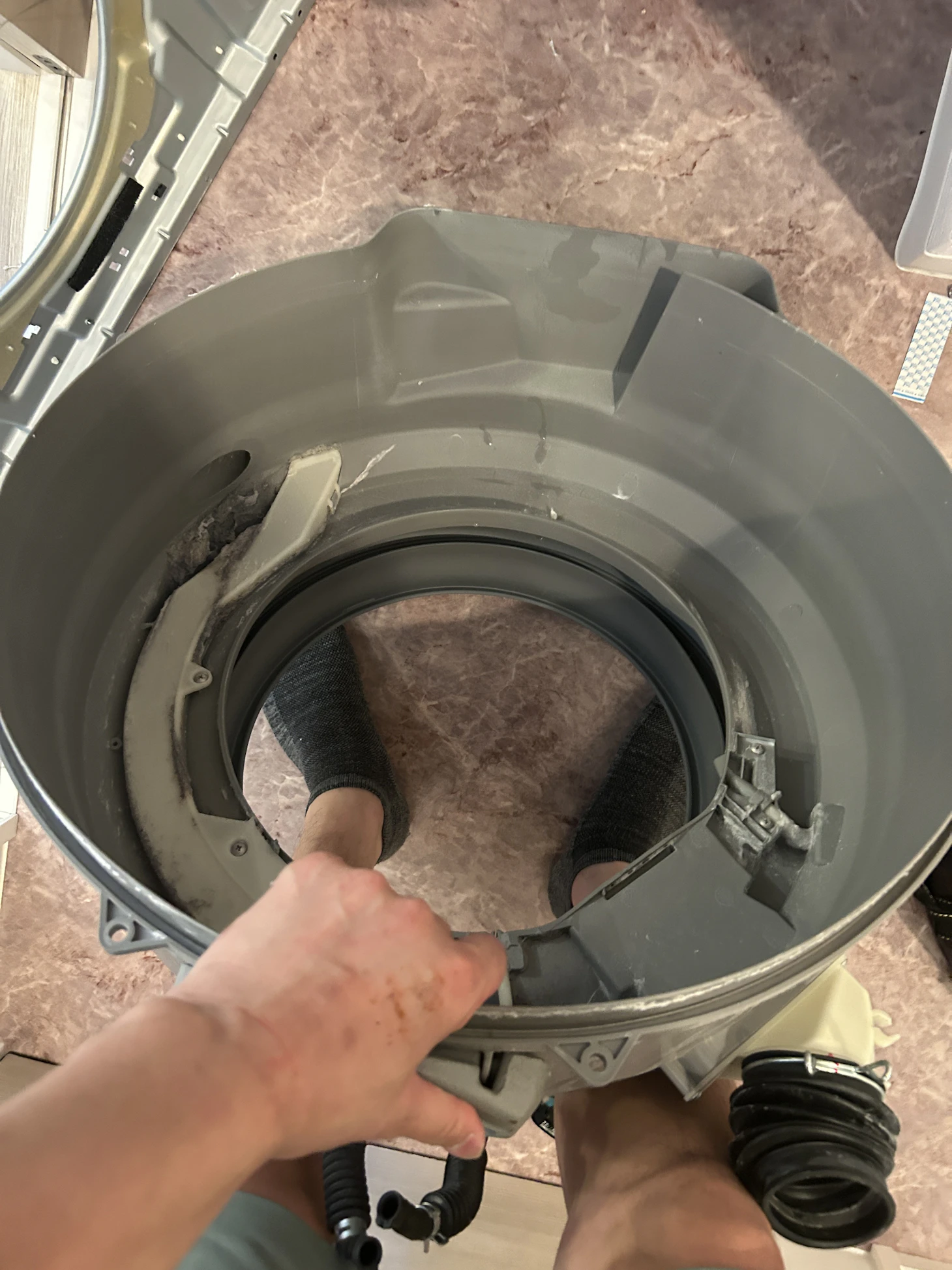 【最短即日】BD-SV110ALの乾燥ダクトにヘアピン・割り箸を落とした！異音や火災を防ぐ24,000円〜のスピード救出術