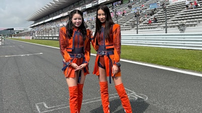 エンタメマッチングサービス「pato」がSUPER GTに参戦するHELM MOTORSPORTSのレースアンバサダーを務めました