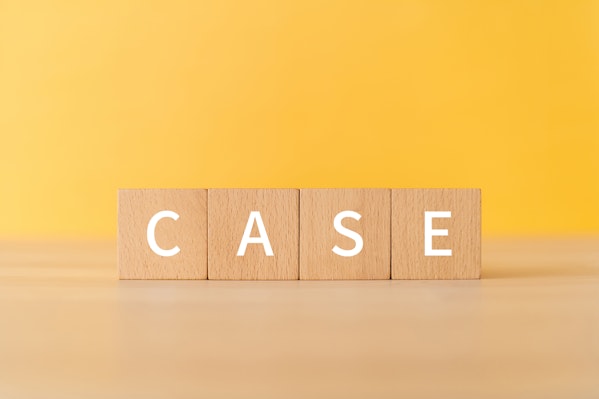 CASEと書かれたブロック