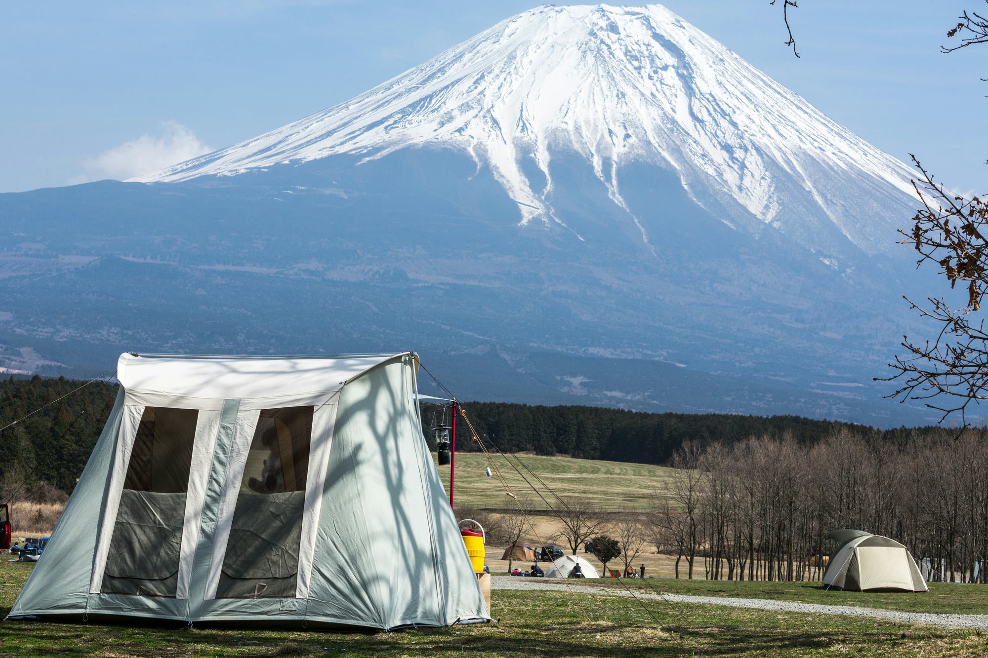【超絕景！富士山近在眼前】在露營聖地輕鬆享受免裝備露營