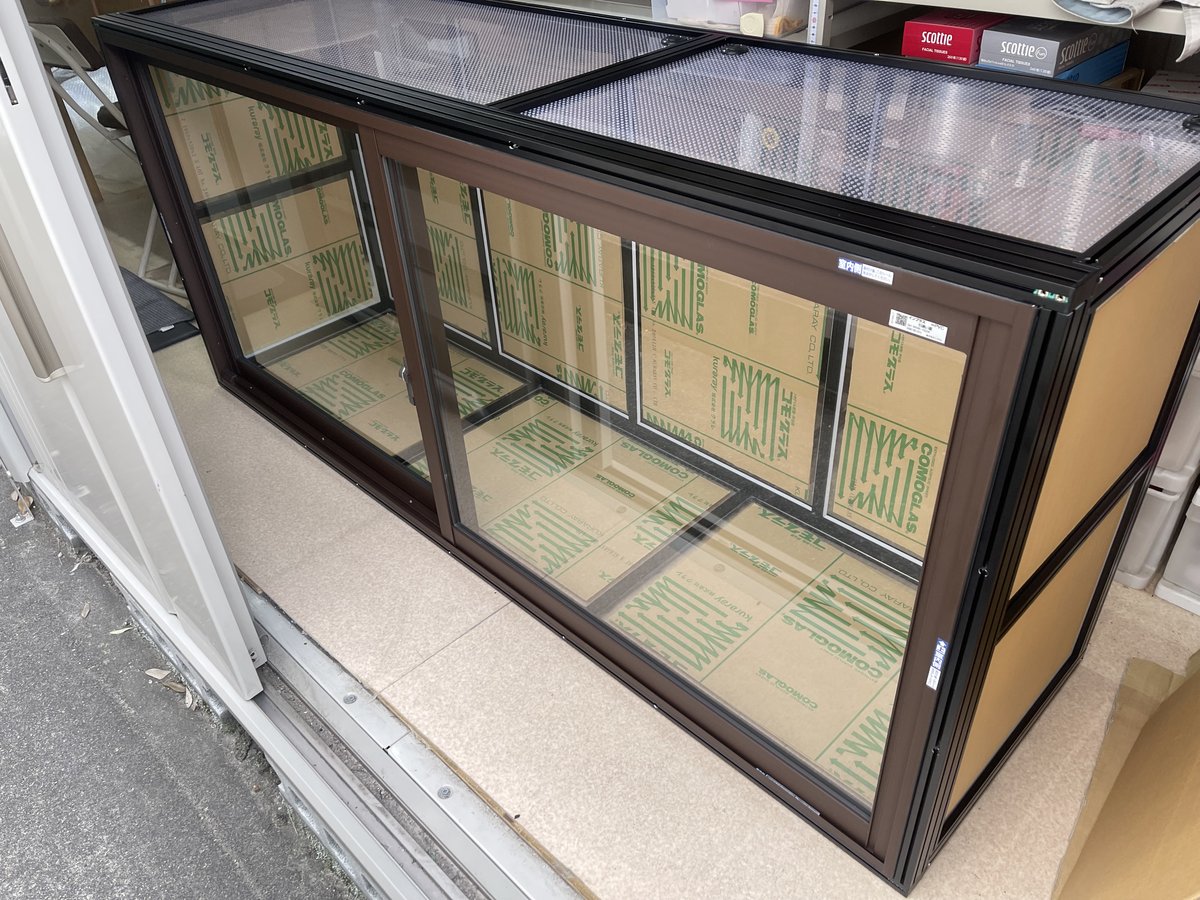 サッシ窓を組み合わせた製作事例