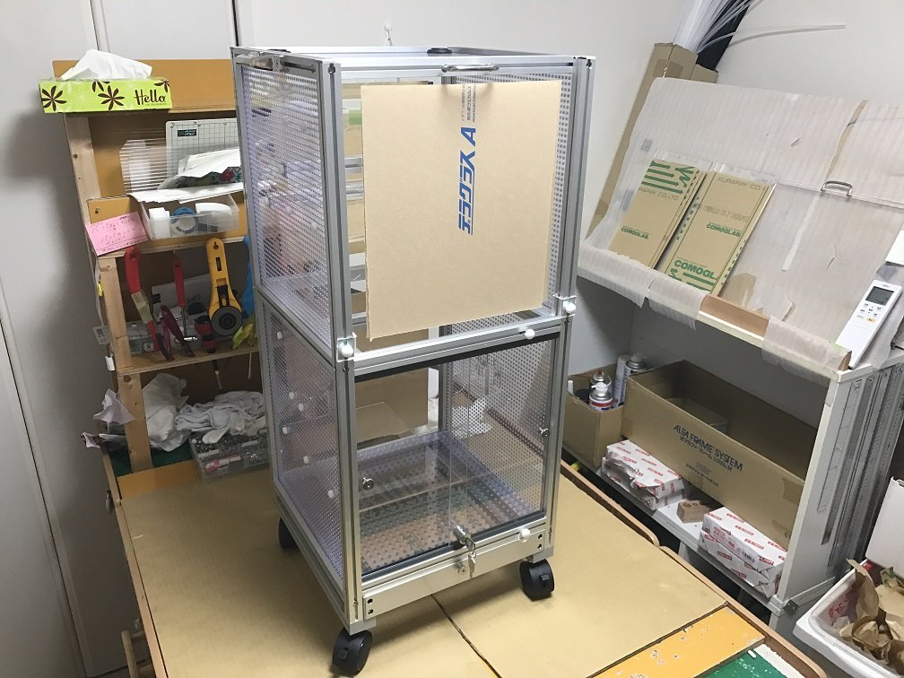 フクロモモンガ向け　仕切り板で2室分け可能なケージ
