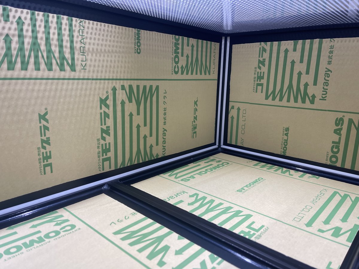 TypeC　4段積み＋架台のヘビマンションの画像