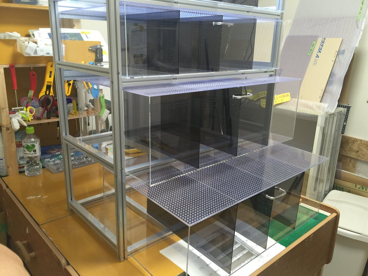 イベント販売業者向け　マンション型多頭展示ケージの画像