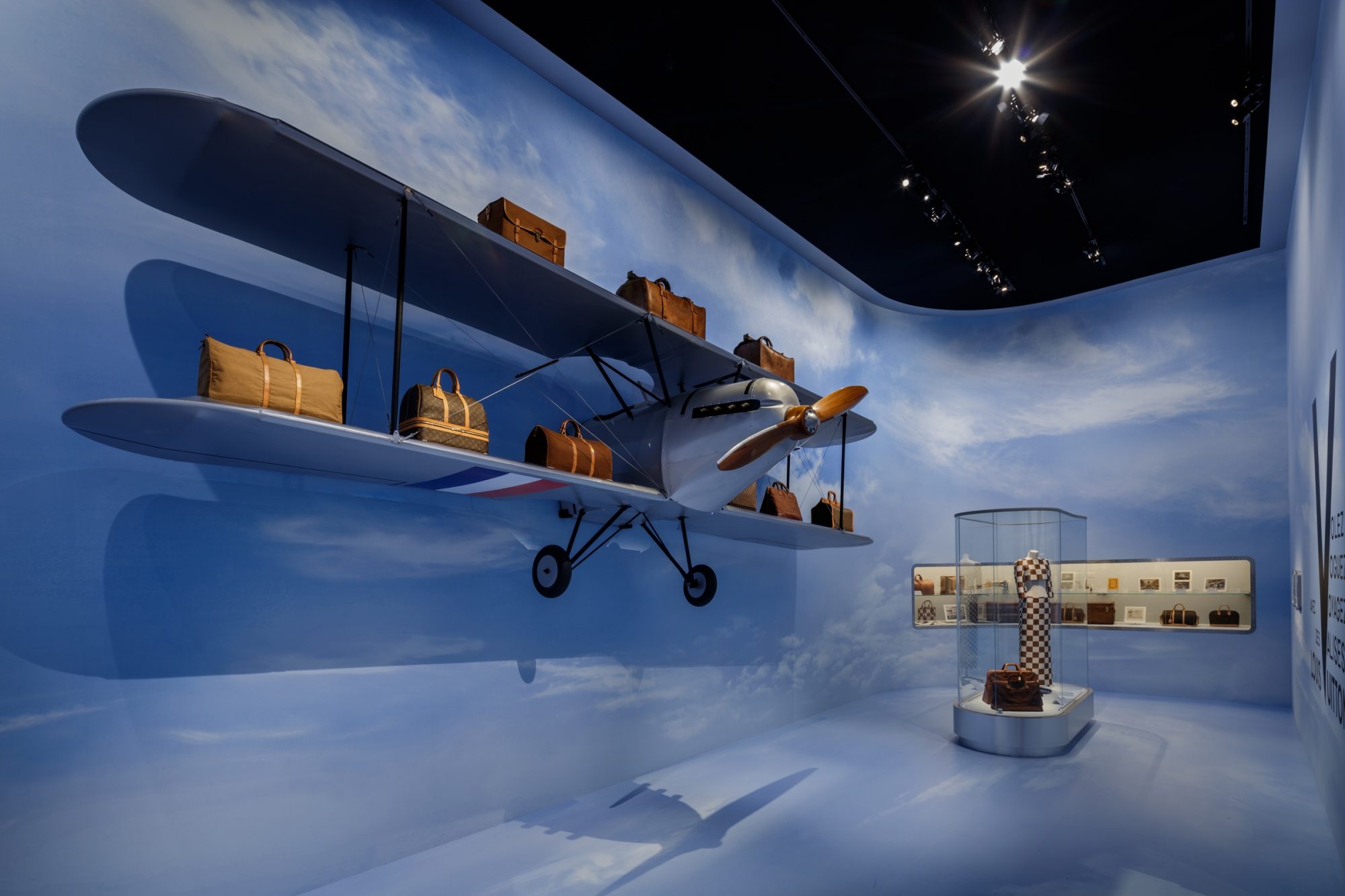 VOLEZ VOGUEZ VOYAGEZ ExhibitionTokyo_index