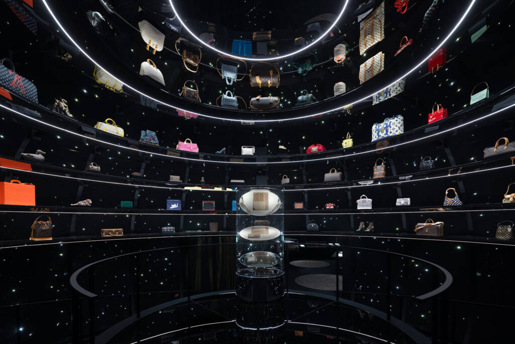 VISIONARY JOURNEYS OSAKA NAKANOSHIMA_index