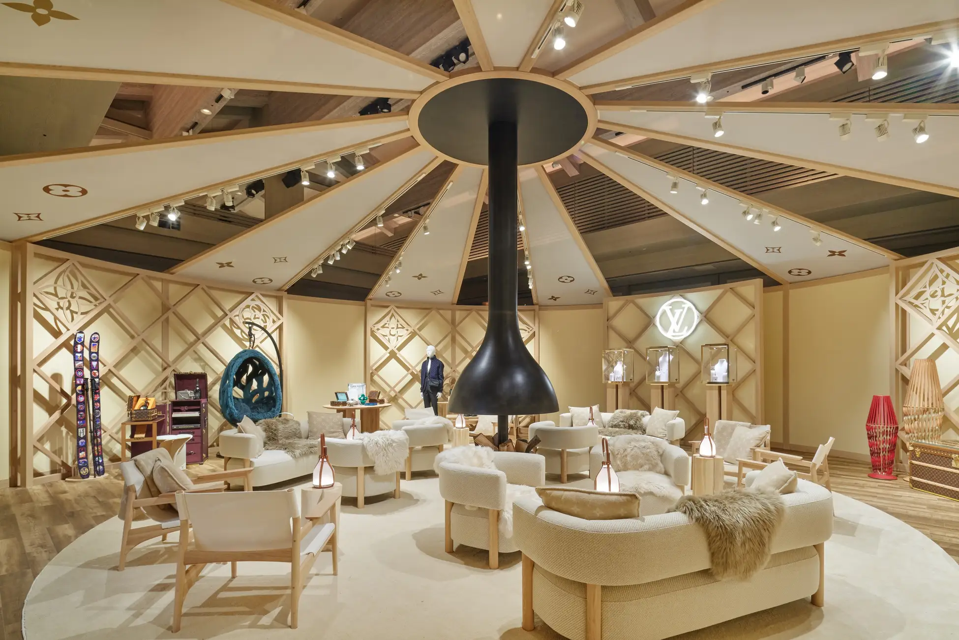 LOUIS VUITTON NISEKO WINTER RESORT POP-UP STORE_index