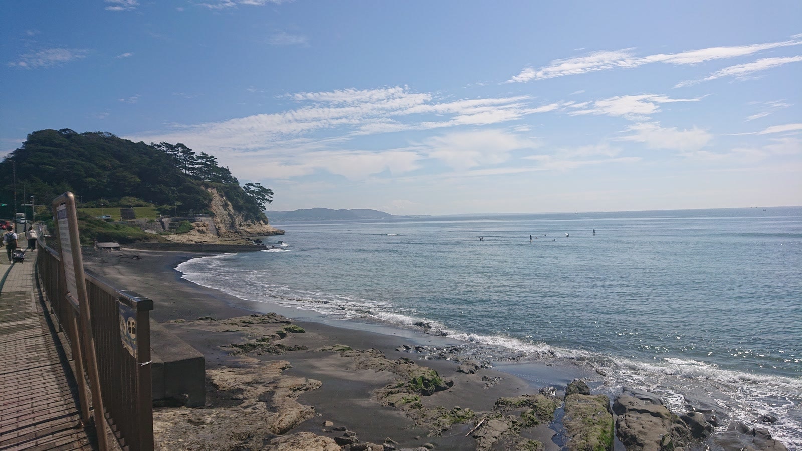 稲村ヶ崎を江ノ島側から眺めた画像です