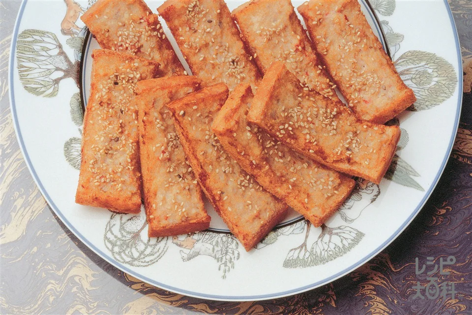 鶏ひき肉のパン揚げ