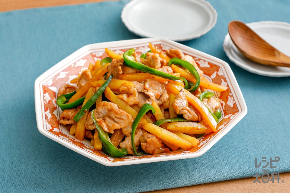 じゃがいもとピーマンの青椒肉絲風