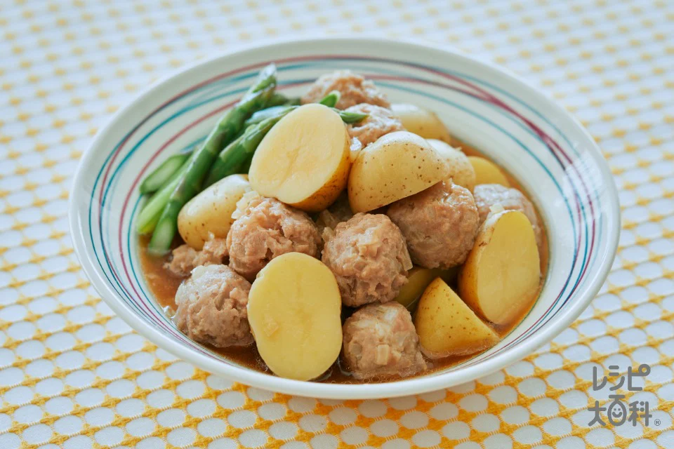 新じゃがと玉ねぎだんごのコロコロ煮