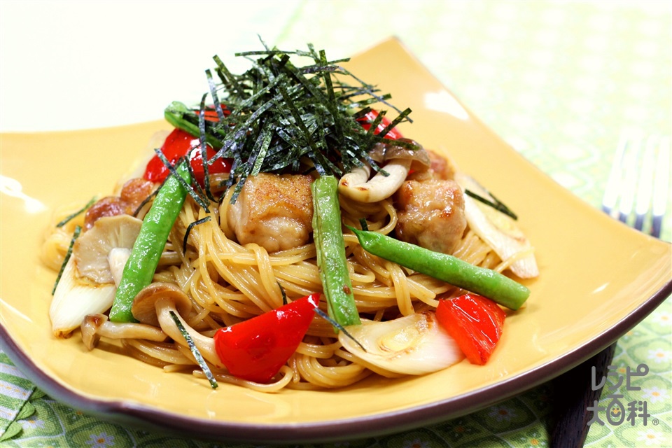 ガリバタ鶏パスタ