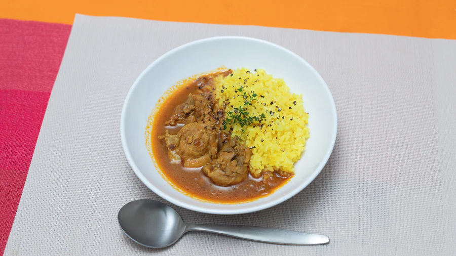 30分でできる!「本格スパイスチキンカレー」の作り方