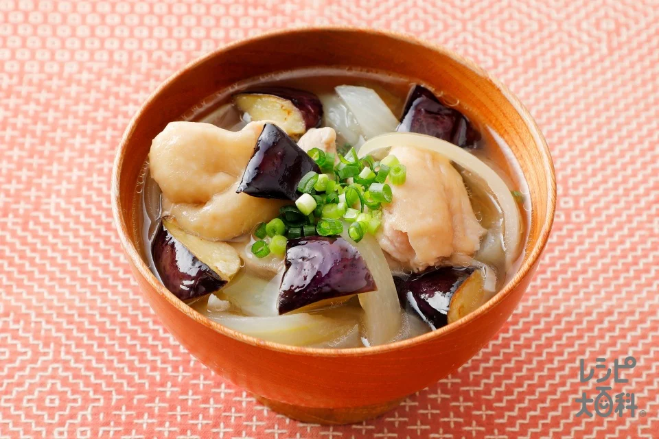 とろけるなすと鶏肉のみそ汁
