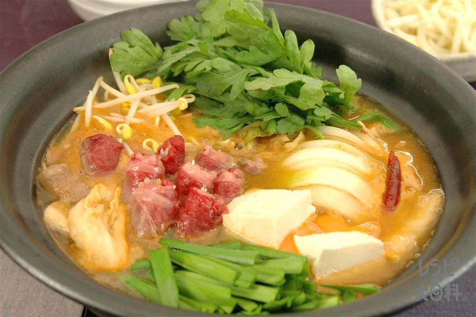 牛巻き肉とたっぷり野菜のピリ辛鍋