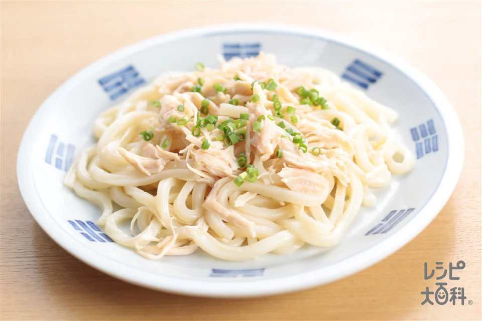 秒速　金のサラダチキンうどん
