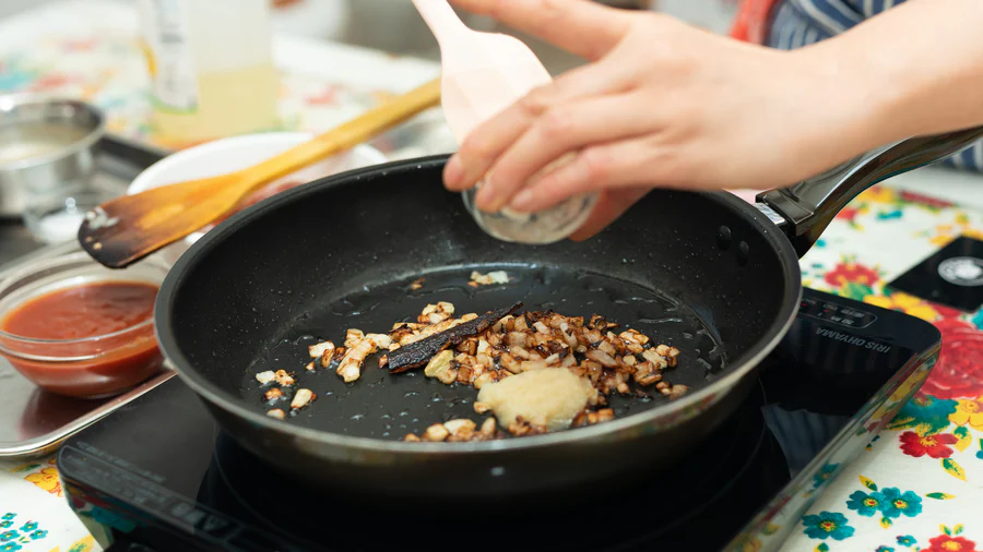 30分でできる！「本格スパイスチキンカレー」の作り方