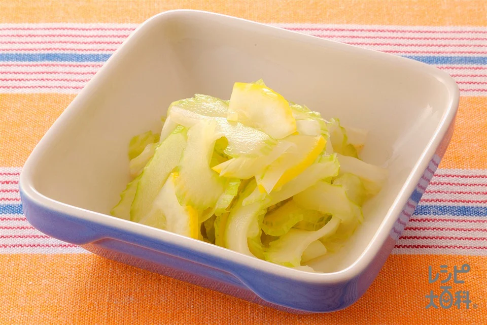 セロリのレモン漬け