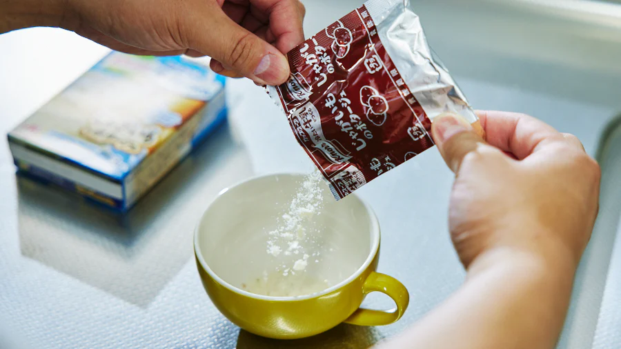 「クノール® カップスープ」とラクトアイスで「アイスヴィシソワーズ」