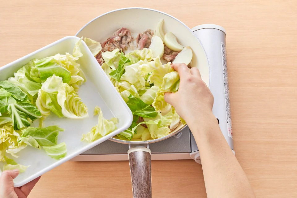 キャベツと玉ねぎの中華炒め煮のつくり方_2_2