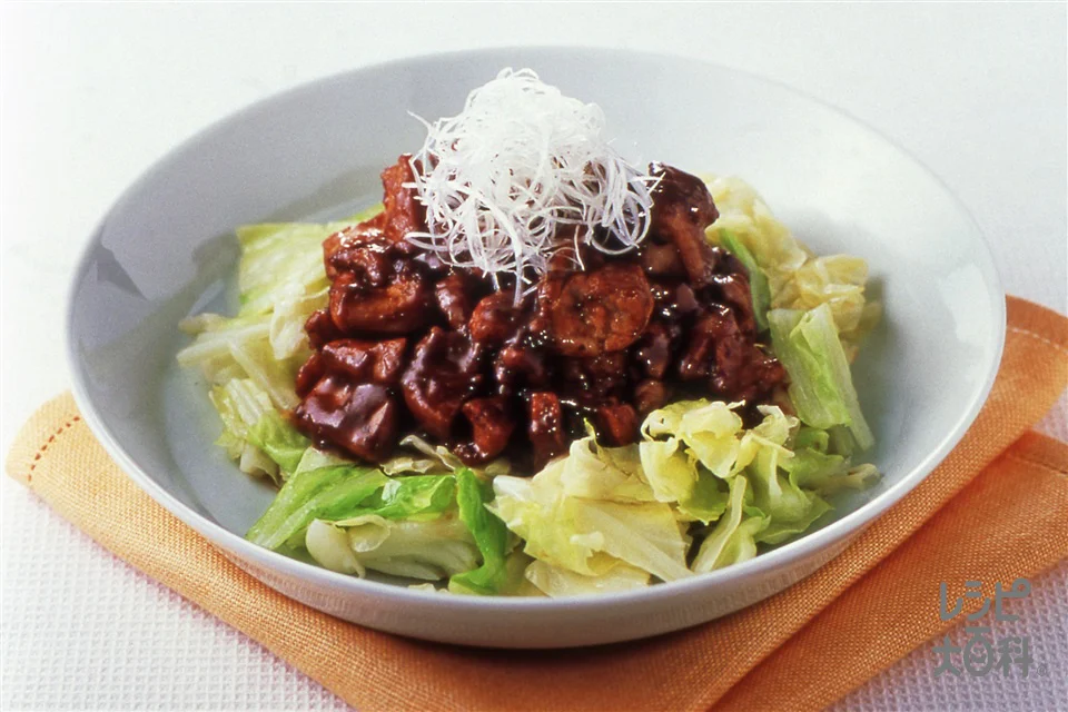 鶏肉のみそ炒め たっぷりキャベツ添え