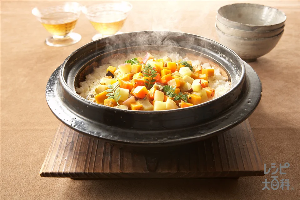 季節野菜の香り炊き込みごはん