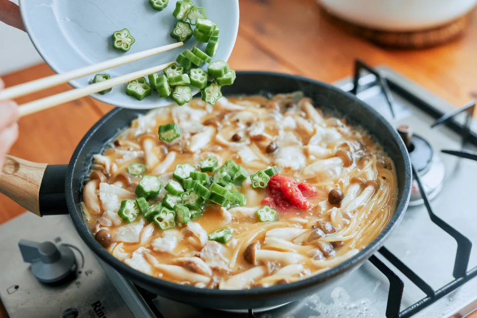 豚バラとオクラの梅風味パスタのつくり方_4_1