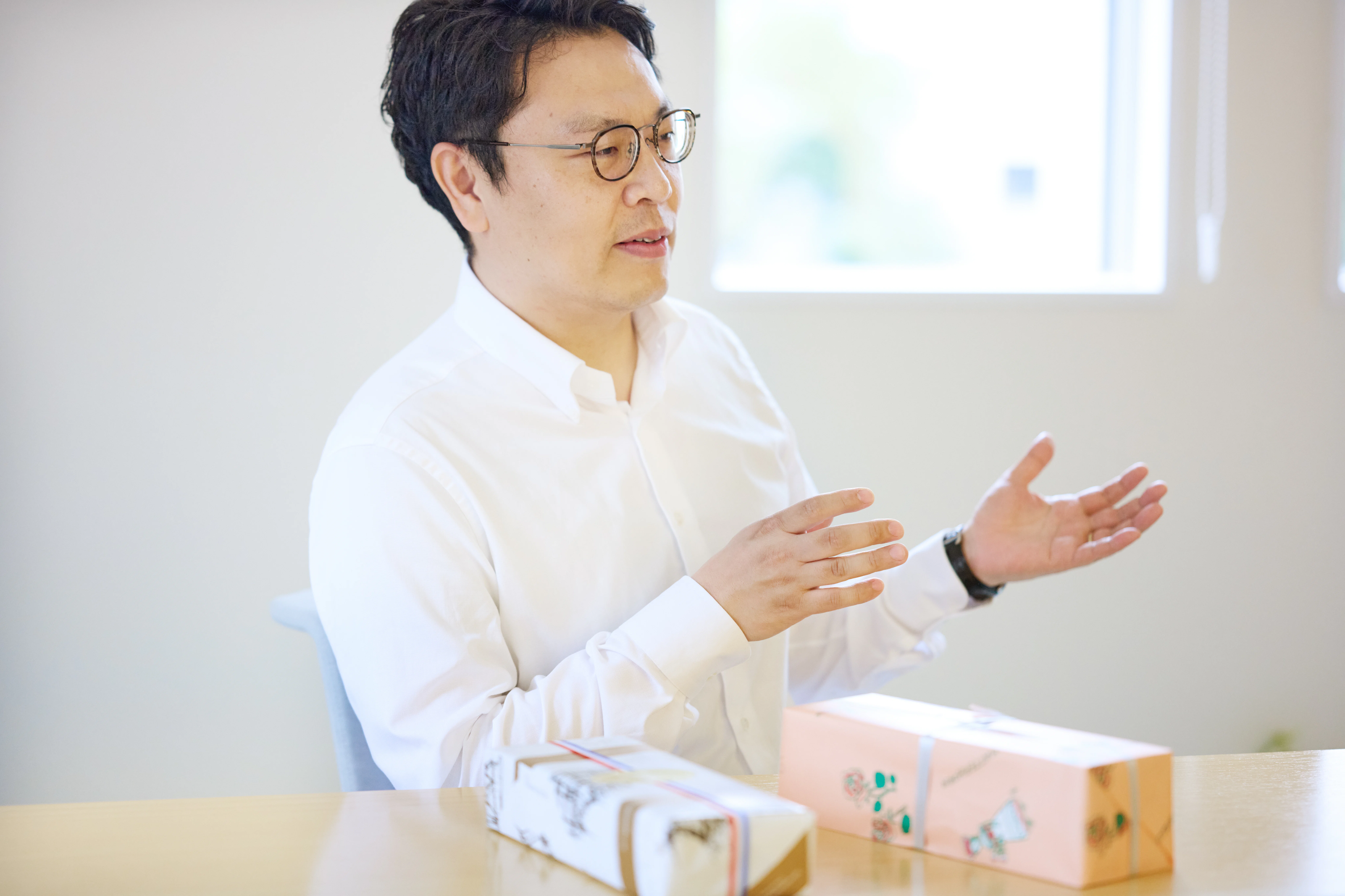 お話しする櫻井さんの画像