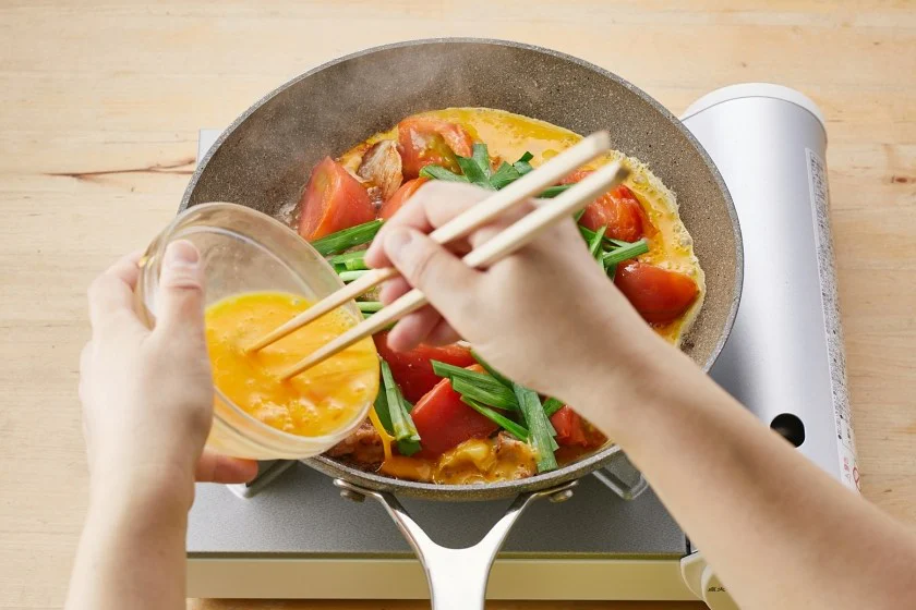 ごろっとトマトと玉子のスタミナ中華炒めのつくり方_3_1