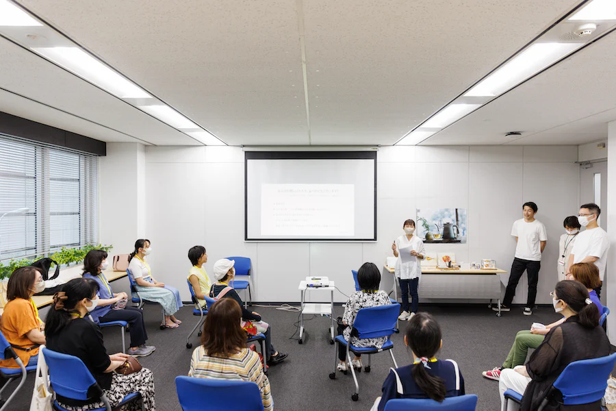 本イベントには、味の素社の商品を愛用してくださっている11名のお客様が参加。