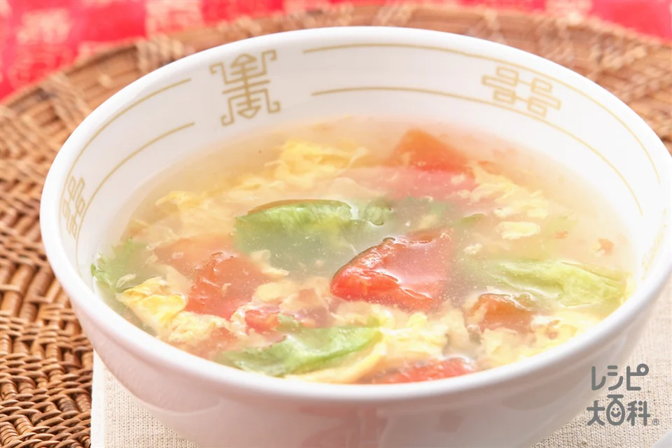 トマトとレタスのスープ