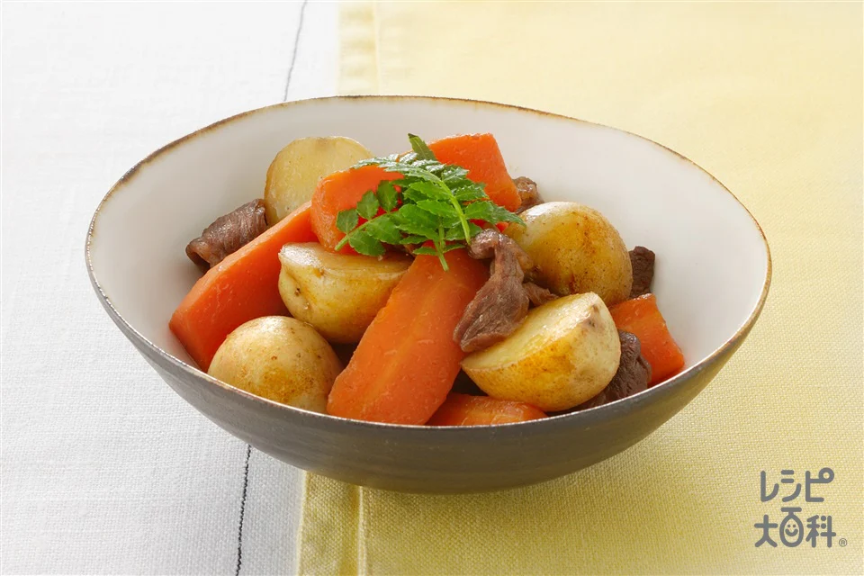 にんじんとベビーポテトの甘辛炒め