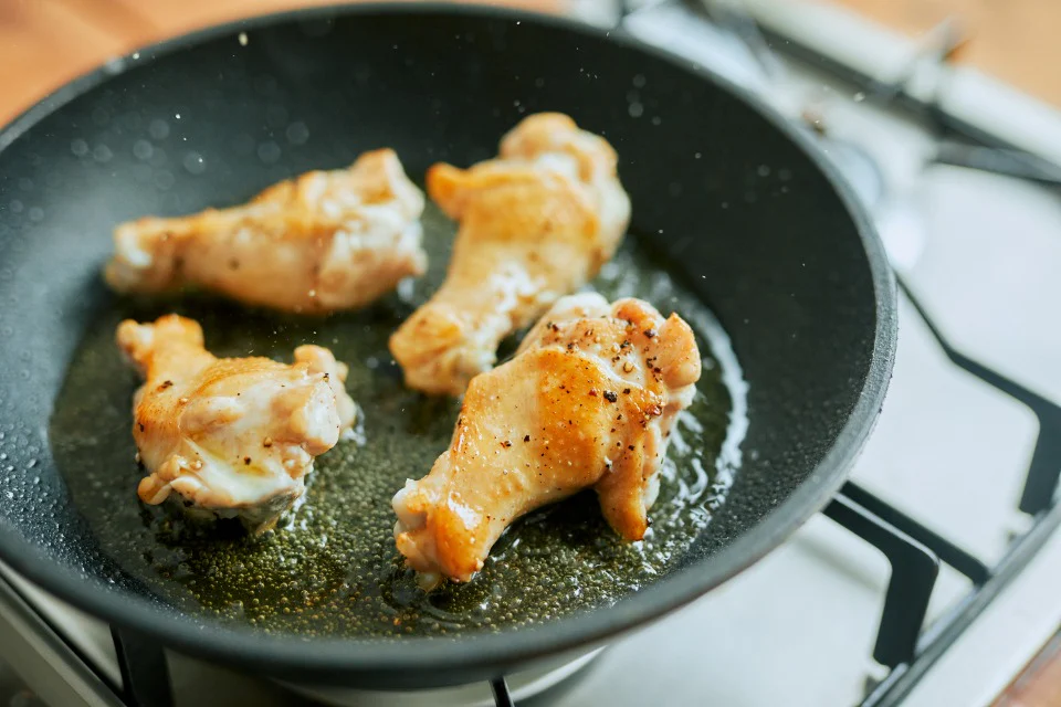 鶏手羽元となすのトマトソース煮込みのつくり方_3_1