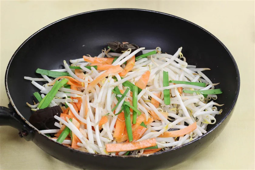 カット野菜とちくわの炒め物のつくり方_2_1